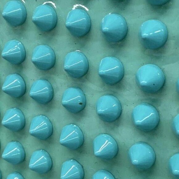 CHRISTIAN LOUBOUTIN Light Green Patent Leather Clutch Bag - Picture 15 of 15